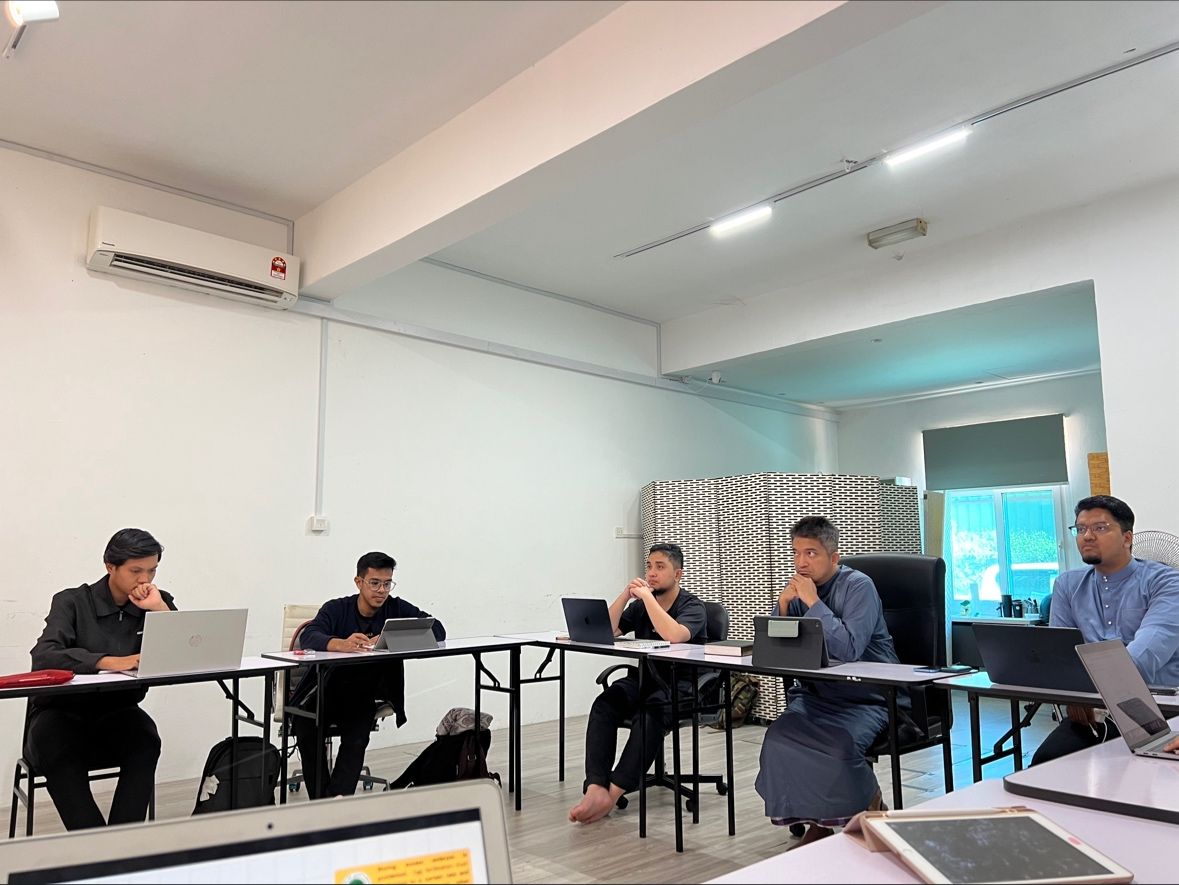 Sharlife's Shariah Committee Meeting